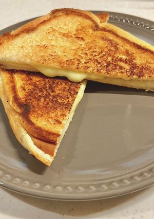 フライパンでグリルチーズサンド-レシピのメイン写真