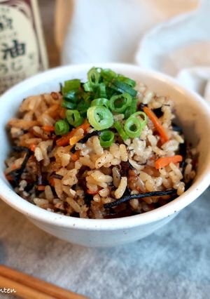 醤油糀で作るひじきご飯-レシピのメイン写真