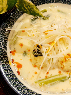 鶏だんごと豆乳のピリ辛スープ-レシピのメイン写真