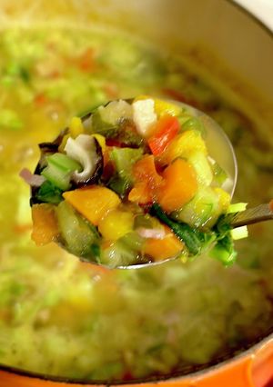 お野菜たっぷり！食べる宝石箱スープ♪-レシピのメイン写真