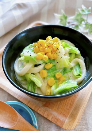 キャベツとコーンの洋風クリームうどん-レシピのメイン写真