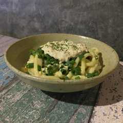 รูปของ 5分で作るツナマヨネギのマヨラー油うどん
