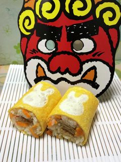 うさぎ年の節分恵方巻きみかんの皮稲荷寿司-レシピのメイン写真