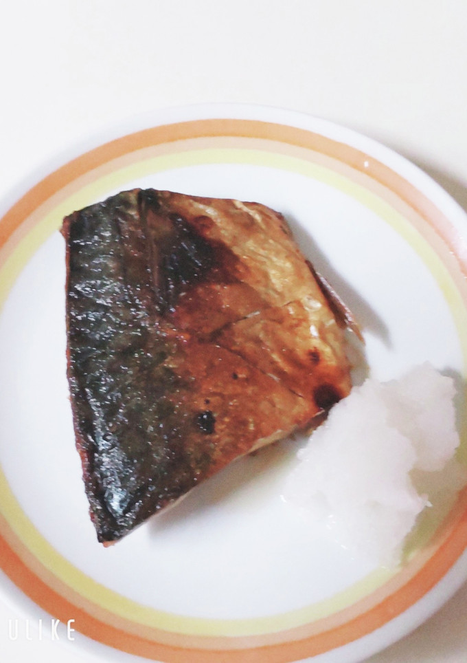 塩麹を塗って焼いただけでめっちゃ旨♡鯖-レシピのメイン写真