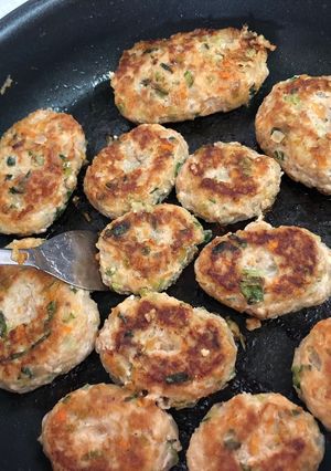 子どものお弁当に！野菜入りミニハンバーグ-レシピのメイン写真