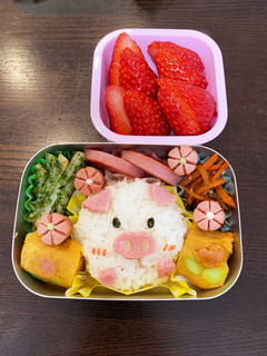 ☆ブタさん弁当☆幼稚園保温庫用☆-レシピのメイン写真