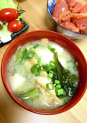 味噌汁　豆腐・油揚げ・小松菜かほうれん草-レシピのメイン写真
