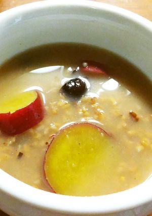 黒花豆入り酵素玄米（寝かせ玄米）の芋粥　-レシピのメイン写真