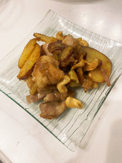 さつまいもと鶏肉のハニーナッツ炒め-レシピのメイン写真