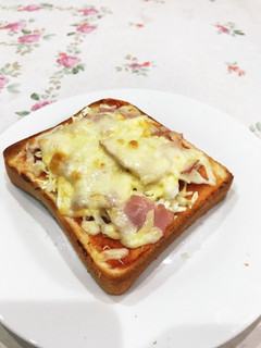 ピザ風?トースト-レシピのメイン写真