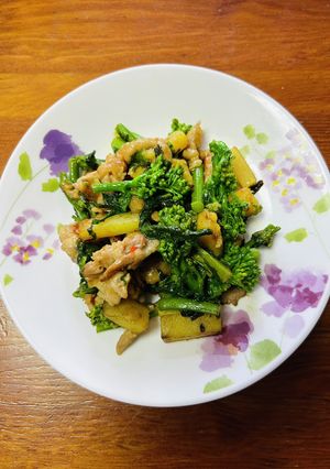 菜の花さつま芋豚肉の炒め物スイチリ醤油-レシピのメイン写真