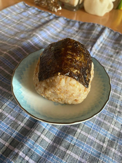 簡単美味しいそぼろおにぎり^_^-レシピのメイン写真