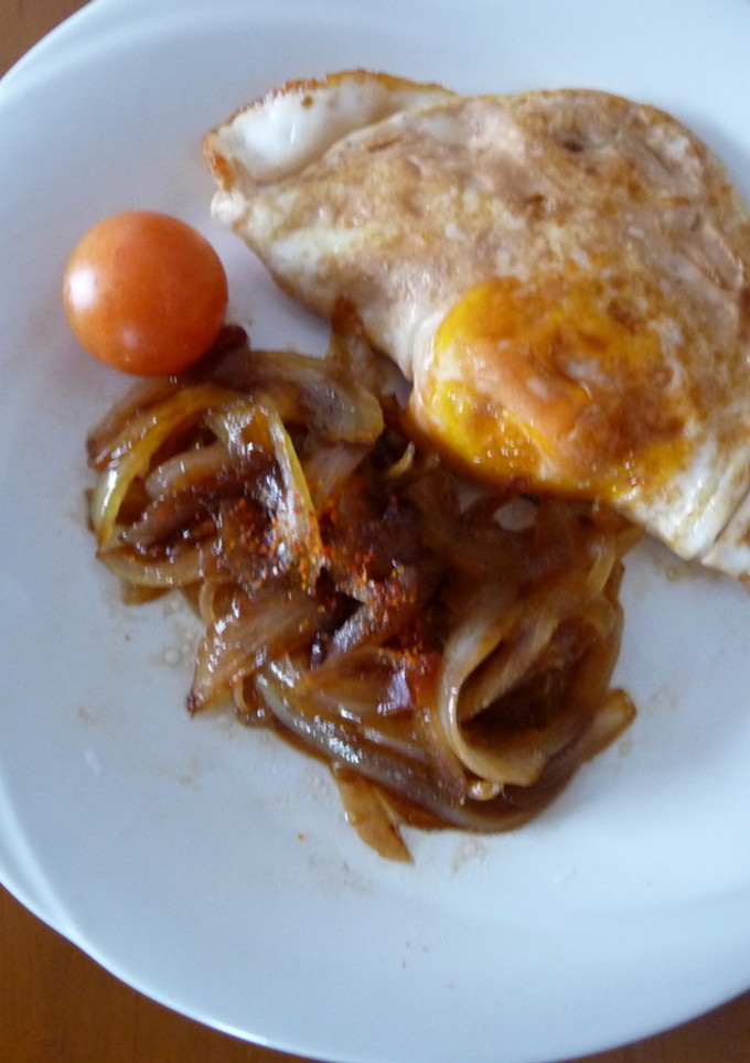 玉ねぎの甘酢　目玉焼きと共に-レシピのメイン写真