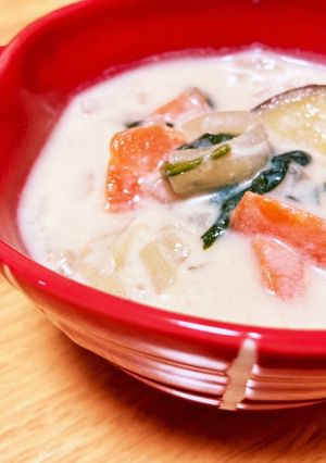 豆乳と白味噌でほっこりスープ-レシピのメイン写真