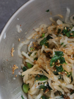 大根と大根葉の醤油麹ナムル-レシピのメイン写真