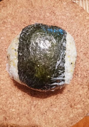 のりたま混ぜる派のジャンボおにぎり-レシピのメイン写真