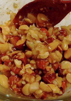 最強コラボで免疫維持♪はちみつ味噌ナッツ-レシピのメイン写真