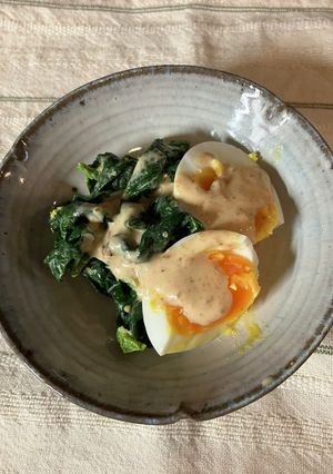 ちぢみほうれん草とゆで卵の胡麻マヨ和え-レシピのメイン写真