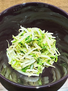 もやしと豆苗の【オイマヨサラダ】-レシピのメイン写真