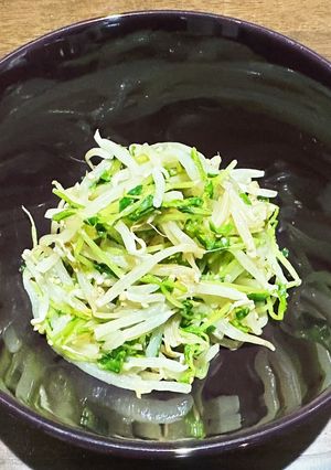 もやしと豆苗の【オイマヨサラダ】-レシピのメイン写真