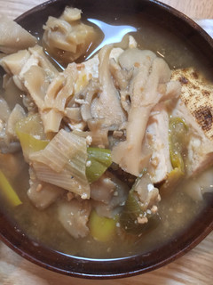 まいたけと焼き豆腐の味噌汁-レシピのメイン写真