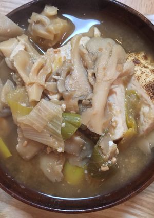 まいたけと焼き豆腐の味噌汁-レシピのメイン写真