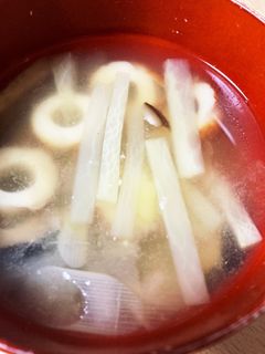 大根とちくわとねぎとしいたけの味噌汁-レシピのメイン写真