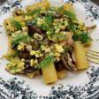 簡単☆塩麹炙りコーンときのこのパスタ