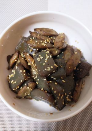 ごぼうとこんにゃくの炒めもの-レシピのメイン写真