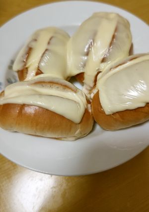 【使いきり】チーズとろけるツナマヨパン-レシピのメイン写真