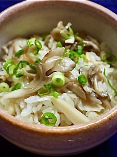 まいたけとお揚げの炊き込みご飯-レシピのメイン写真