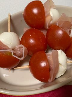 生ハムのピンチョスカプレーゼ-レシピのメイン写真