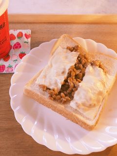 とろけるチーズ&納豆トースト-レシピのメイン写真