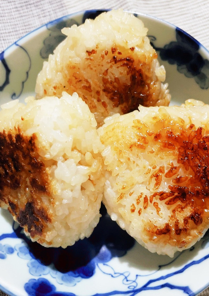 めんつゆで簡単焼きおにぎり-レシピのメイン写真