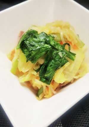 キムチと小松菜の煮物-レシピのメイン写真