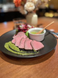 お鍋1つで高級ホテルの味!ローストビーフ-レシピのメイン写真