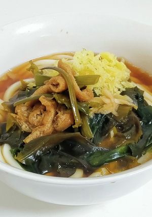 ワカメうどん-レシピのメイン写真