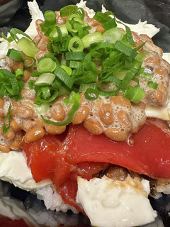 マグロユッケ納豆モッツァレラ丼(腸活丼)-レシピのメイン写真