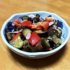 A picture of なすとトマトのマリネ.