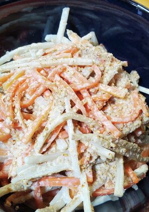 マヨ好き✿人参でかさ増し〜ごぼうサラダ✿-レシピのメイン写真