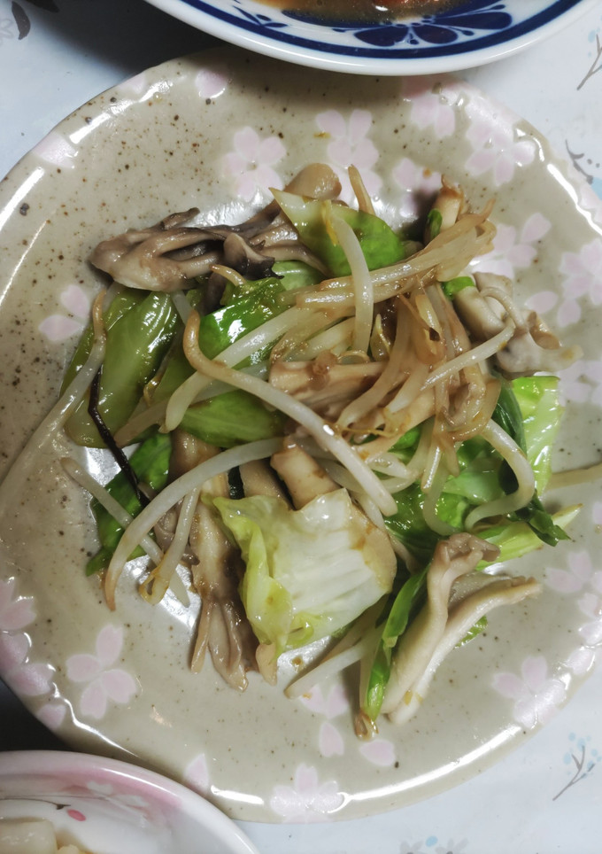 キャベツと舞茸の和風バター炒め-レシピのメイン写真