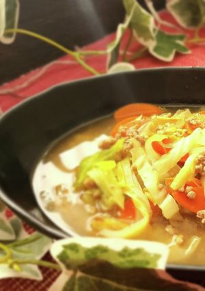 5分で！キャベツと挽肉のカレー風味スープ-レシピのメイン写真
