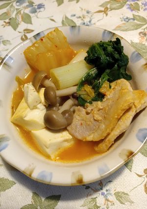 豚ロース金山寺味噌漬キムチ鍋-レシピのメイン写真