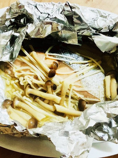 きのこたっぷり鮭のホイル焼き♪-レシピのメイン写真