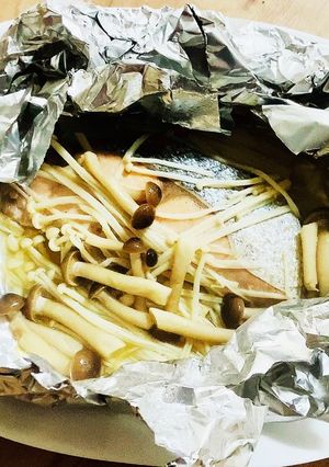 きのこたっぷり鮭のホイル焼き♪-レシピのメイン写真