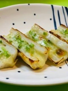 *竹輪のチーズネギ焼き*-レシピのメイン写真