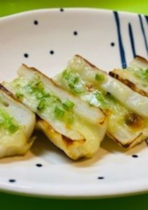 *竹輪のチーズネギ焼き*-レシピのメイン写真