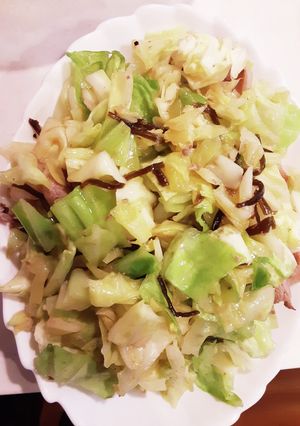 豚こま切れ肉とキャベツの塩昆布炒め-レシピのメイン写真