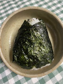 黒コショウおむすび♪-レシピのメイン写真