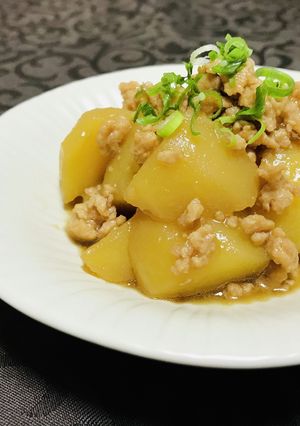 フライパンでじゃが芋のそぼろ煮-レシピのメイン写真